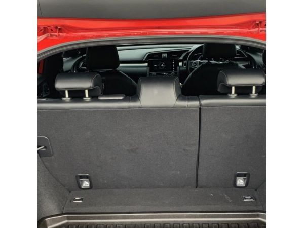 Honda Civic Hatchback ตัว Top ฟังก์ชั่นล้นๆ สภาพน้องๆป้ายแดง มือเดียว รถออกมา ปีกว่า ราคาป้ายแดง 1,1169,000 บาท รวมจัดไฟแนนซ์ 1,3xx,xxx บาท รูปที่ 6